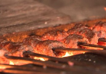 Türkiye’nin zengin mirası canlanıyor: Değerlerin Daveti’nde günün ürünü: Salihli Odun Köfte