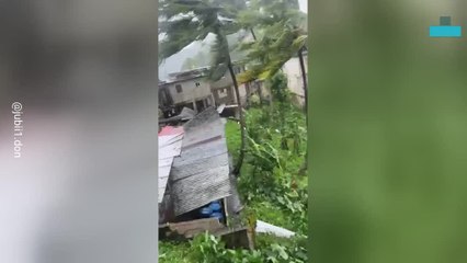 Rooftop Blown Away as Hurricane Melissa Batters Jamaica