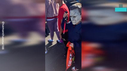 Kids Dressed as Halloween Character Have Hilarious Interaction