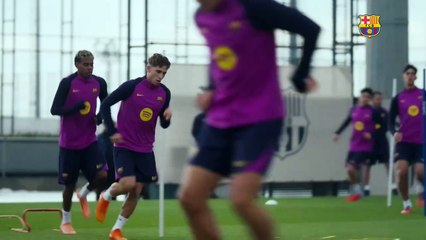 Lewandowski y Dani Olmo vuelven a los entrenamientos grupales