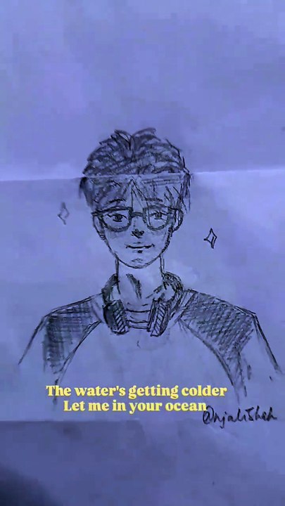 always the guy with ✨️GLASSES ✨️❤️