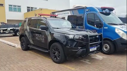 Jovem é visto fumando maconha e acaba apreendido