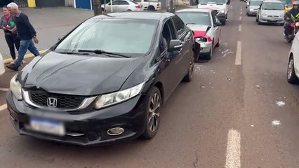 Engavetamento entre três veículos é registrado no Bairro Pioneiros Catarinenses em Cascavel