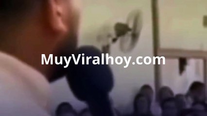 Pastor Asegura Que Recibió una “Orden Divina” para Obtener un iPhone 17 Pro Max