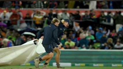 രണ്ട് തവണ മഴയെത്തി; ഓസ്‌ട്രേലിയയ്ക്കെതിരായ ഇന്ത്യയുടെ ടി20 പരമ്പരയിലെ ആദ്യ പോരാട്ടം ഉപേക്ഷിച്ചു