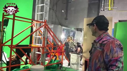 Ernesto Chavana documenta la preparación del elenco detrás de bambalinas; esto se sabe