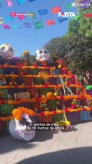 🌼💀 El altar monumental de Día de Muertos llegó a la Plaza de Armas para llenar Durango de tradición y color 🎭🕯️