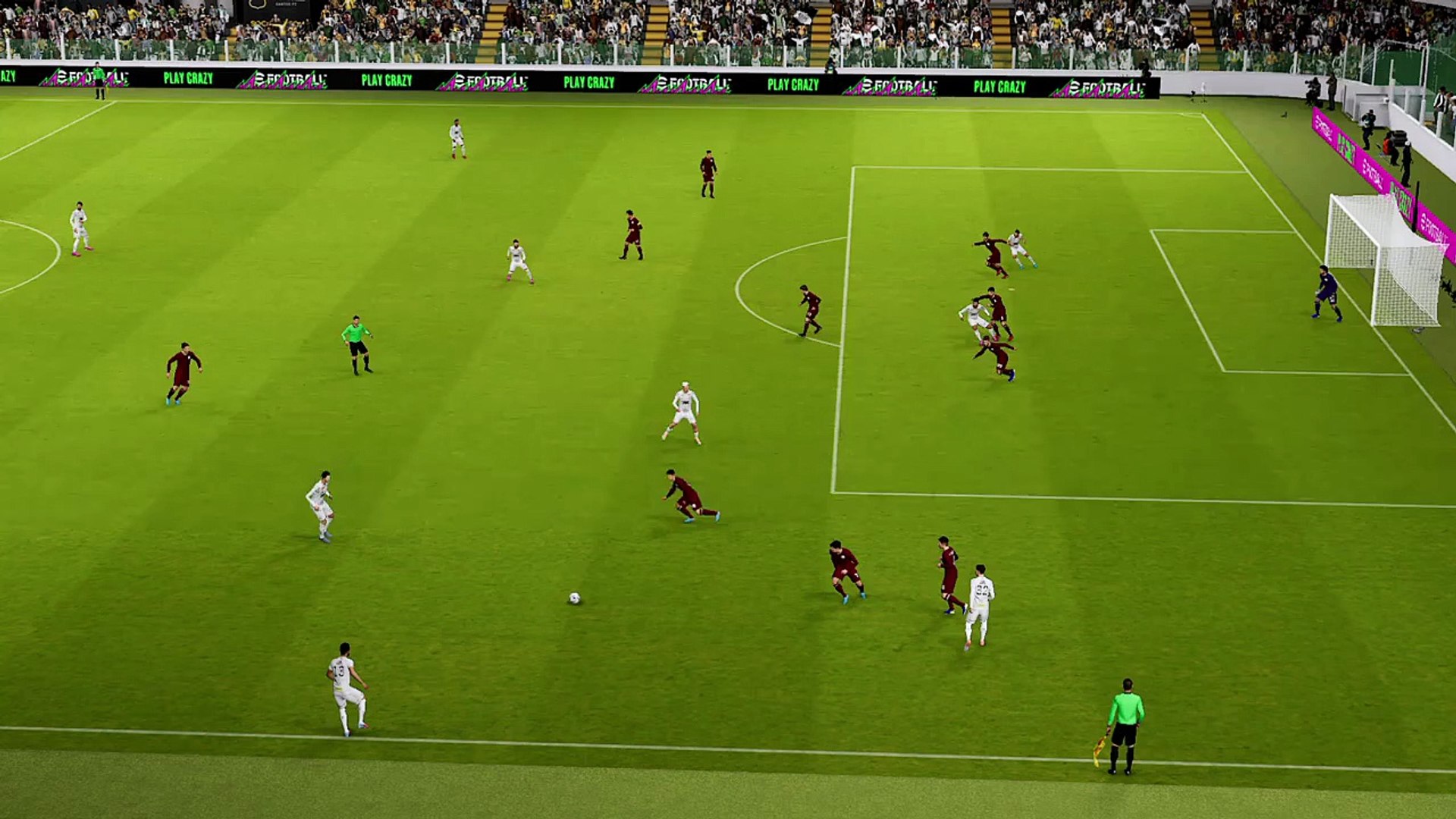 ⁣eFootball™ Mislead the opponent