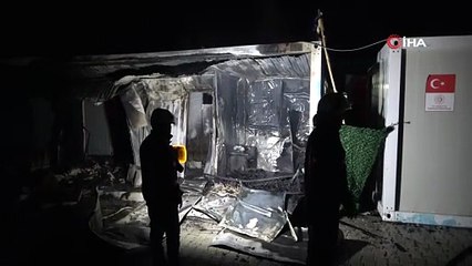 Malatya’da gece yarısı panik! Konteyner kentte çıkan yangında aile son anda kurtuldu!