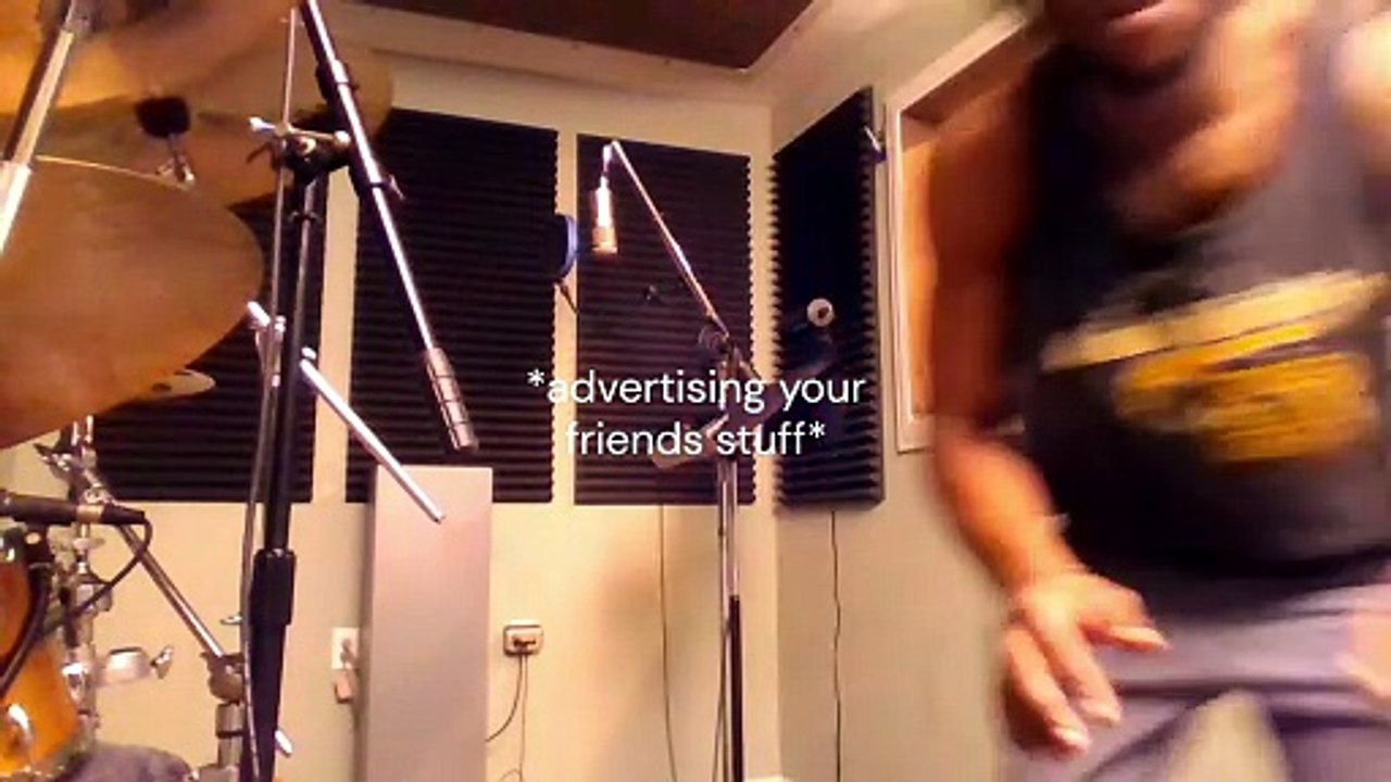 *advertising your friends stuff*