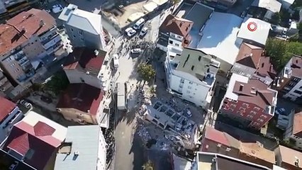 Gebze’de 4 kişiye mezar olan binada çalışmalar sabahın ilk ışıklarıyla başladı