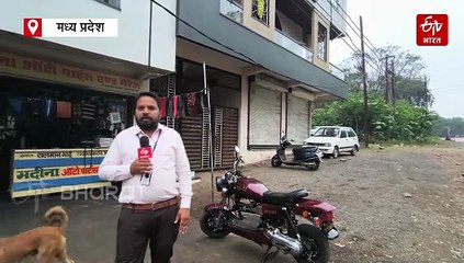 बेटी की खुशी के लिए पिता ने कबाड़ से बना दी मिनी बाइक, देखने को दूर-दूर भागे आ रहे लोग