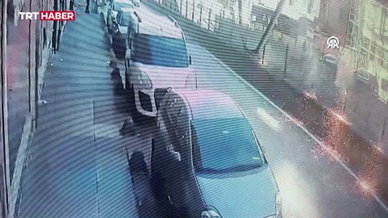 İstanbul'da elektrik hattındaki patlama kamerada