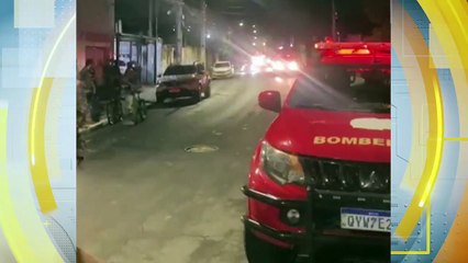 Acidente de Carro Grave em Recife: Veículo Invade Galpão após Alta Velocidade Captada por Câmera de Segurança