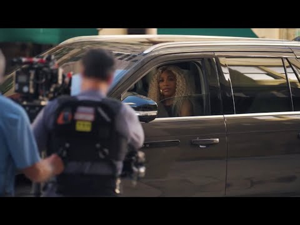 Serena Williams & der neue Lincoln Navigator – echter Mic Drop | official video