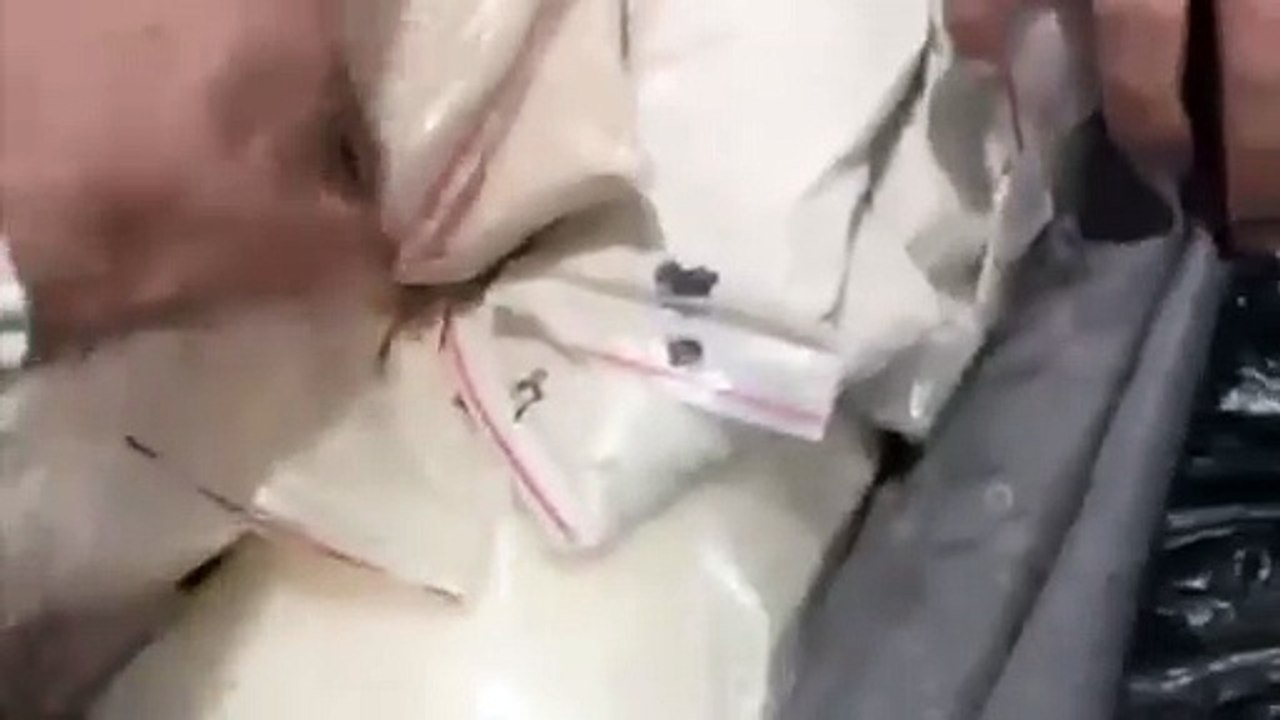 ضبط آسيوي بحوزته هيروين وشبو بقيمة سوقية تبلغ ن...