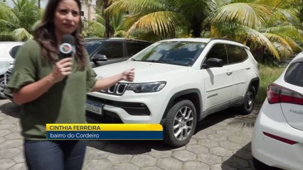 Perseguição a mão armada na avenida Afonso Olindense: Jovem de 23 anos é seguido e tem carro atingido por disparos de arma de fogo