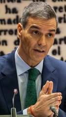 Sánchez afirma haber recibido sobres con dinero