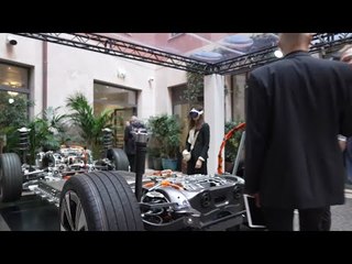 Weltpremiere: Neuer Mercedes-Benz CLA in Rom enthüllt | die Highlights im Video