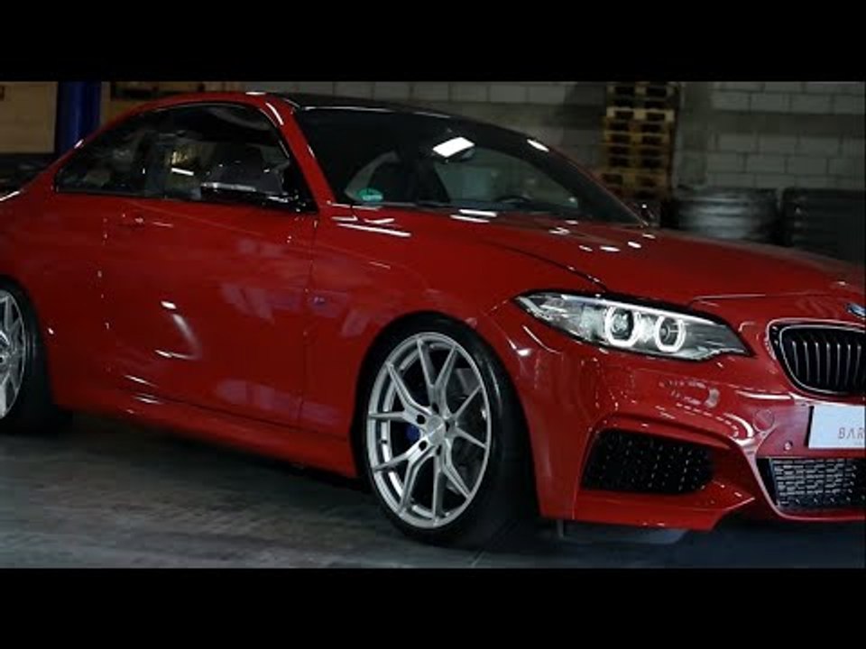 BMW M235i Coupé – Rot, Breit, Brutal auf Barracuda Inferno Felgen