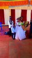 The Tiniest Groom's Big Day! 🤵👰 Hilarious Wedding Height Difference That Went Viral