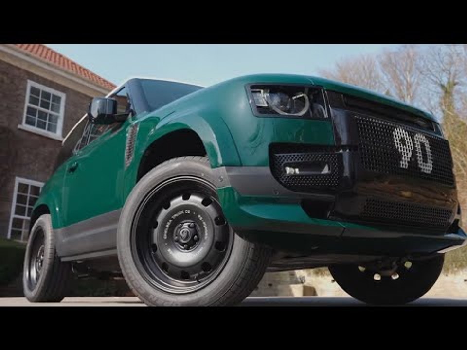 Land Rover Defender 90 Heritage: Chelsea Truck Co. Meisterwerk!