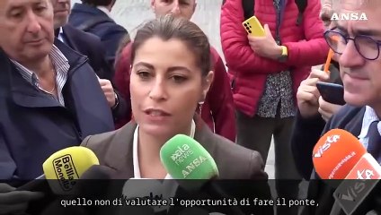Ponte, Avs protesta fuori Palazzo Chigi: "Corte dei Conti ha detto progetto fallace"