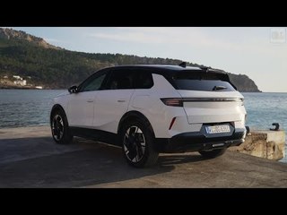 2025 Opel Grandland PHEV in Weiß auf Mallorca | Exterieur, Interieur, Details, Fahren