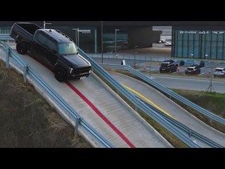 2025 Kia Tasman im Offroad-Test: Schlägt er Ford Ranger & Hilux?