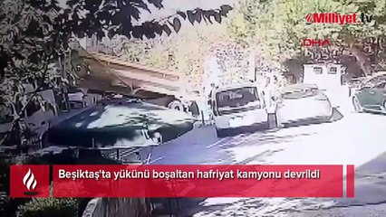 Beşiktaş'ta yükünü boşaltan hafriyat kamyonu devrildi