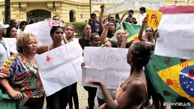 Brasile, la protesta nelle favelas: E' stato un genocidio