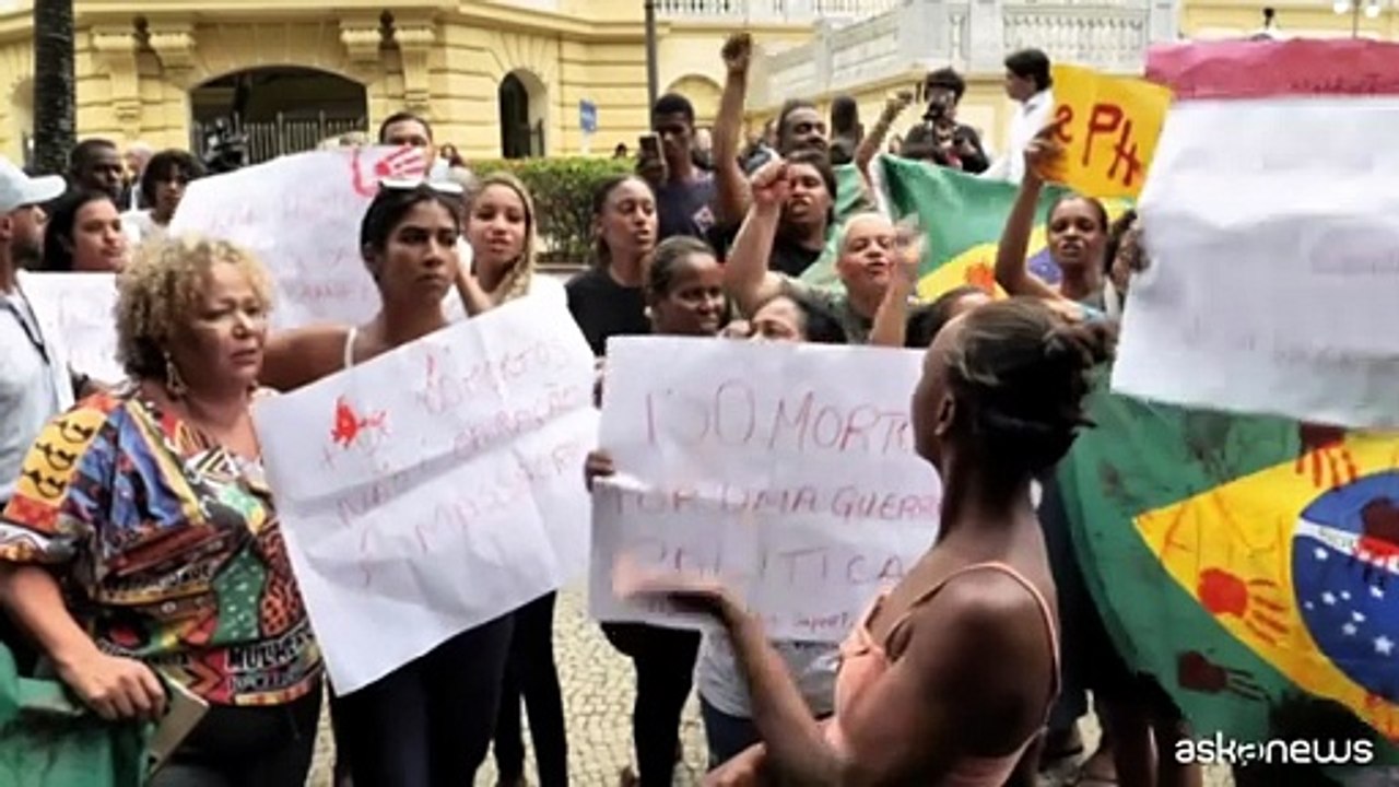 Brasile, la protesta nelle favelas: "E' stato un genocidio"
