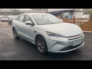 2025 BYD Qin L EV: das Warten auf das erste 800V-Elektroauto im Budget-Segment