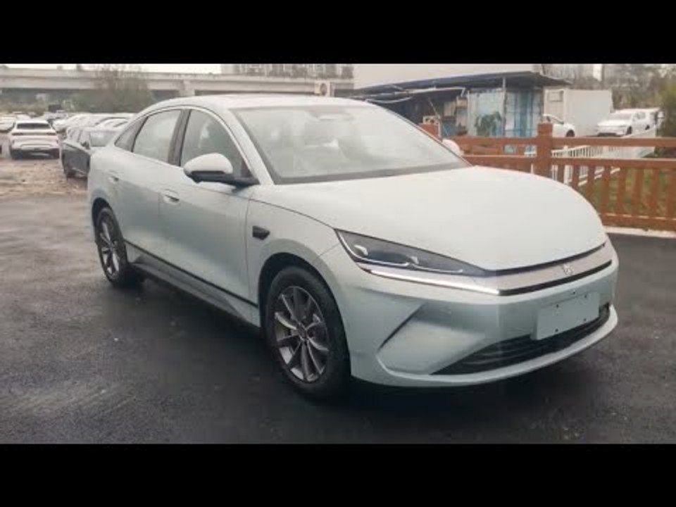 2025 BYD Qin L EV: das Warten auf das erste 800V-Elektroauto im Budget-Segment