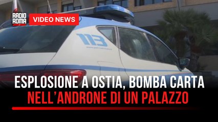 Esplosione a Ostia, bomba carta nell’androne di un palazzo