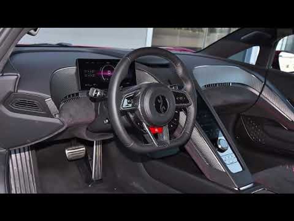 2025 BYD Yangwang U9 | das Interieur mit 3 Screens & 1200-Watt-Sound im Detail