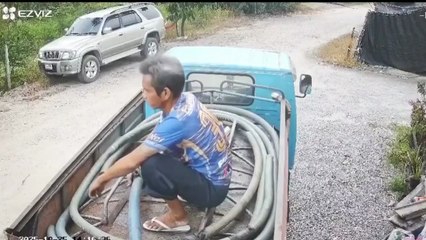 VIDEO: Explosión de camión de aguas residuales deja un herido en Tailandia