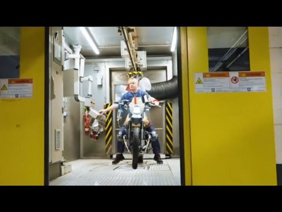 BMW R 12 G/S – So entsteht die Enduro-Ikone | Einblicke in die Produktion