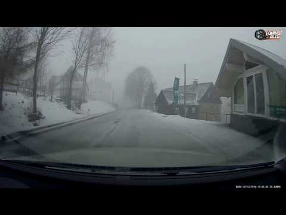 Frontscheibenschutz DiamondProtect Nano Versiegelung bei Schnee