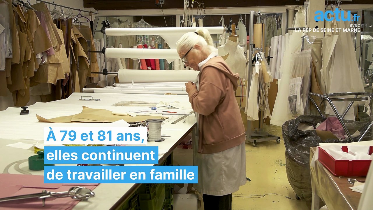 À 80 ans, ces sœurs continuent de créer des robes de mariée.
