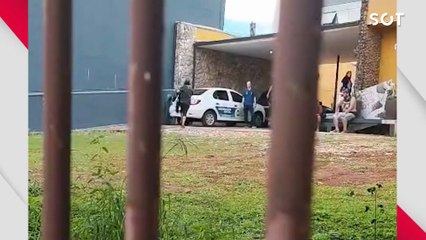 Homem causa confusão e destrói veículo no Centro POP no centro de Cascavel