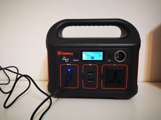 Jackery Explorer 240 Portable Power Station im Test