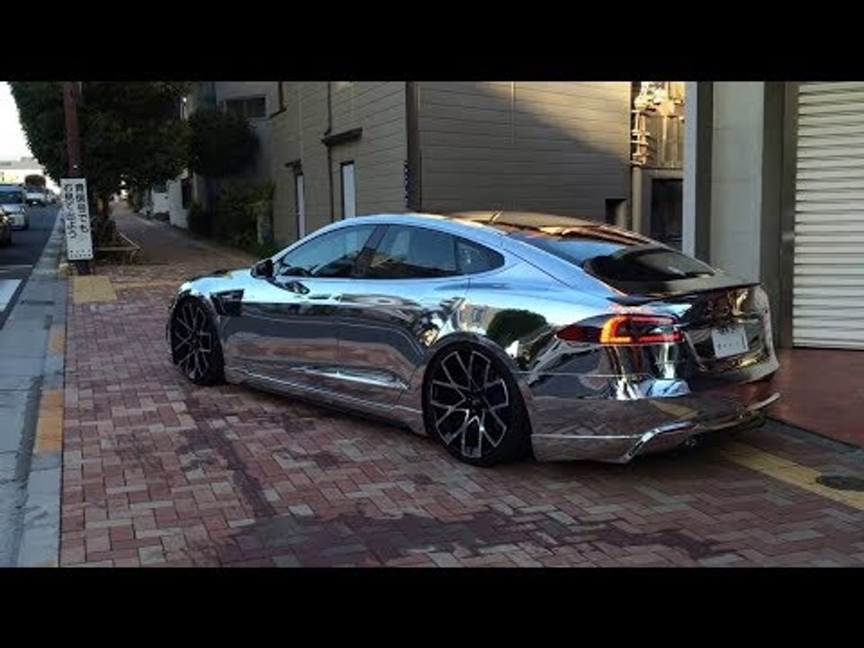 Tuning Office K Tesla Model S Vollchrome Folierung