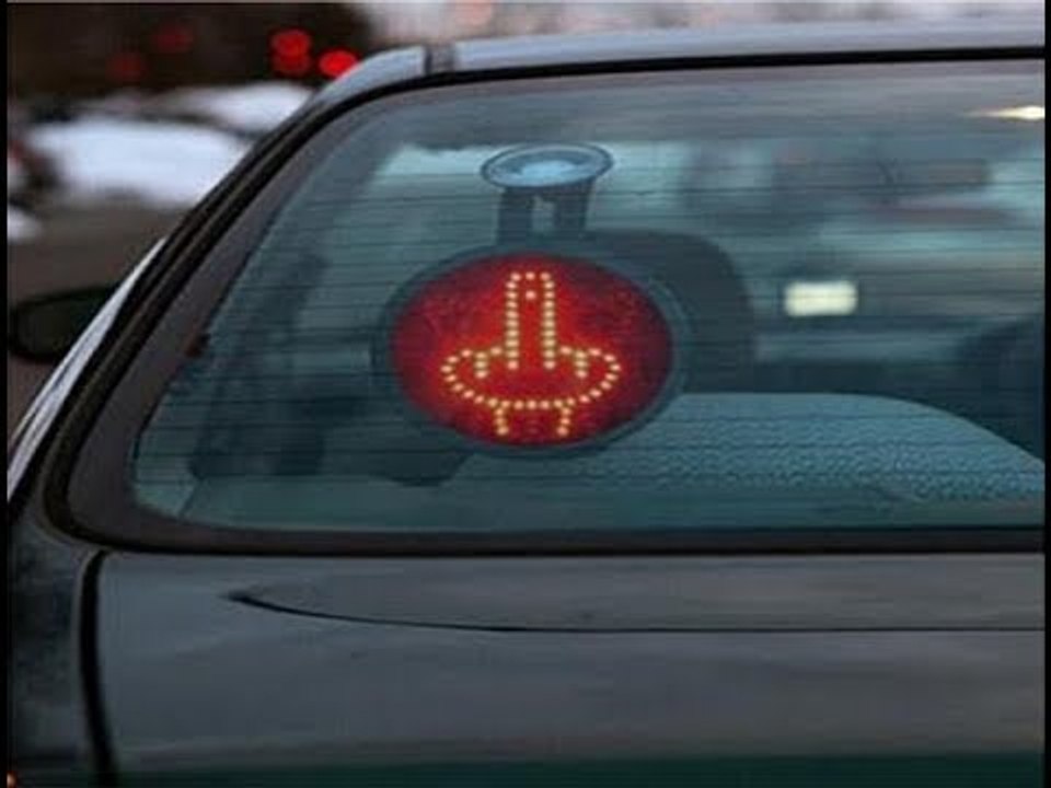 Tuning Emoji Car Display von Carwink und Mojipic (Smiley Display)