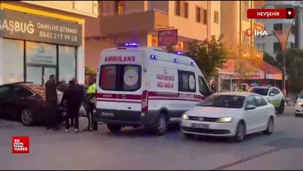 Nevşehir'de yola kontrolsüz çıkan otomobil ile motosiklet çarpıştı