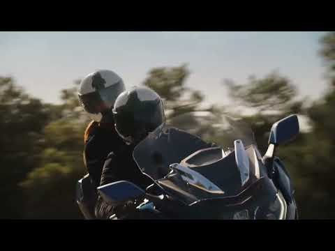 Hinter dem Horizont - die brandneue 2022 BMW K 1600 GT und die BMW K 1600 GTL!