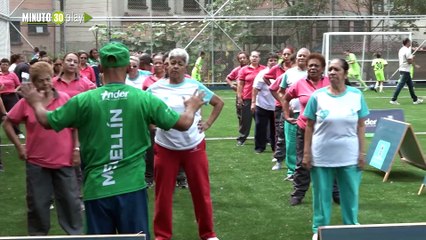 ¡Ya van 138! Alcalde Fico Gutiérrez entregó una cancha digna y de calidad a la comunidad de Santa Inés en Manrique