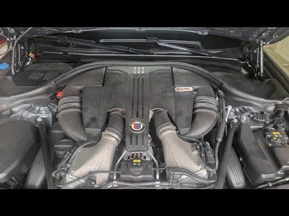 Luftfilter wechseln BMW V8-BiTurbo (N63b44 / M550i / N63M30 Alpina B5 G30/G31, F01, F10, F11 usw.)