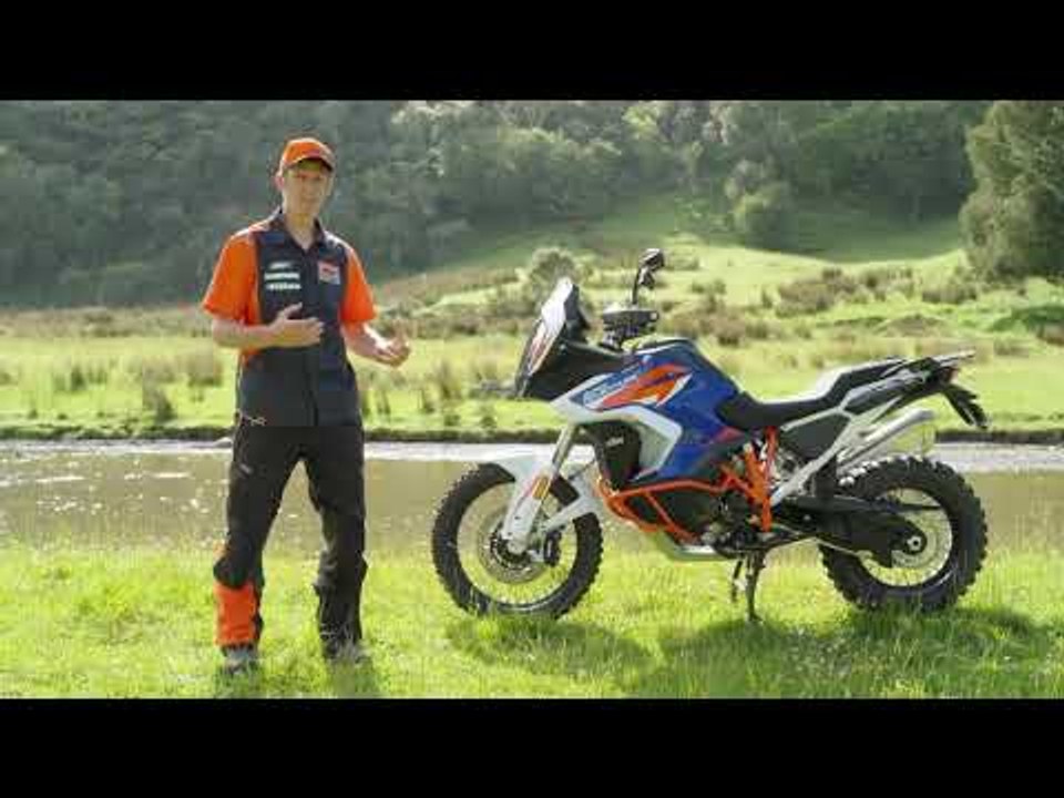 Modelljahr 2021 - die KTM 1290 Super Adventure R - gefahren von CHRIS BIRCH