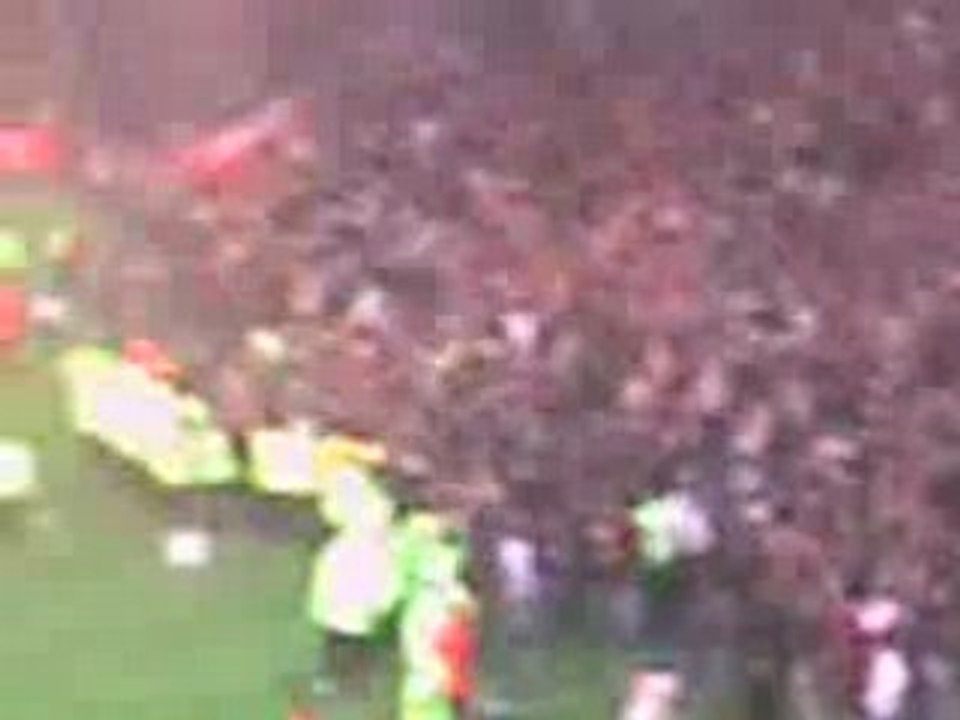 Lens - Bordeaux invasion envahissement